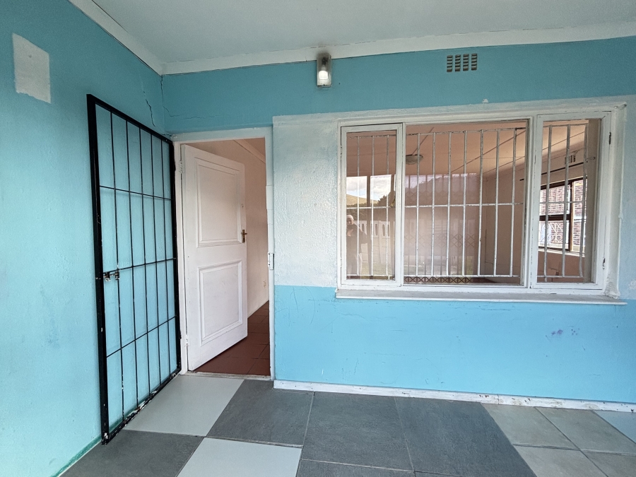 2 Bedroom Property for Sale in Hawston Western Cape